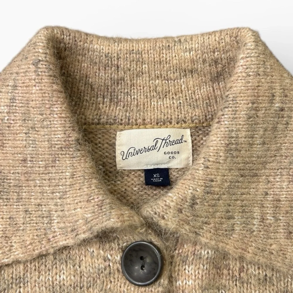 Universal Thread Cropped Knit Button Front Cardigan Sweater Beige Size XS - Picture 5 of 12